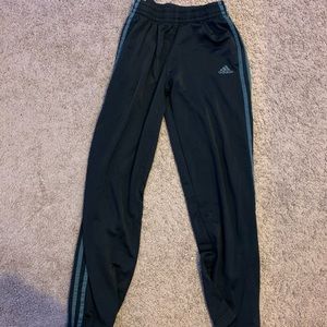 Adidas baggy sweatpants